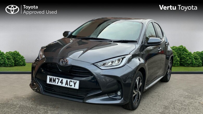 Toyota Yaris 1.5 Hybrid Design 5dr CVT Hybrid Hatchback